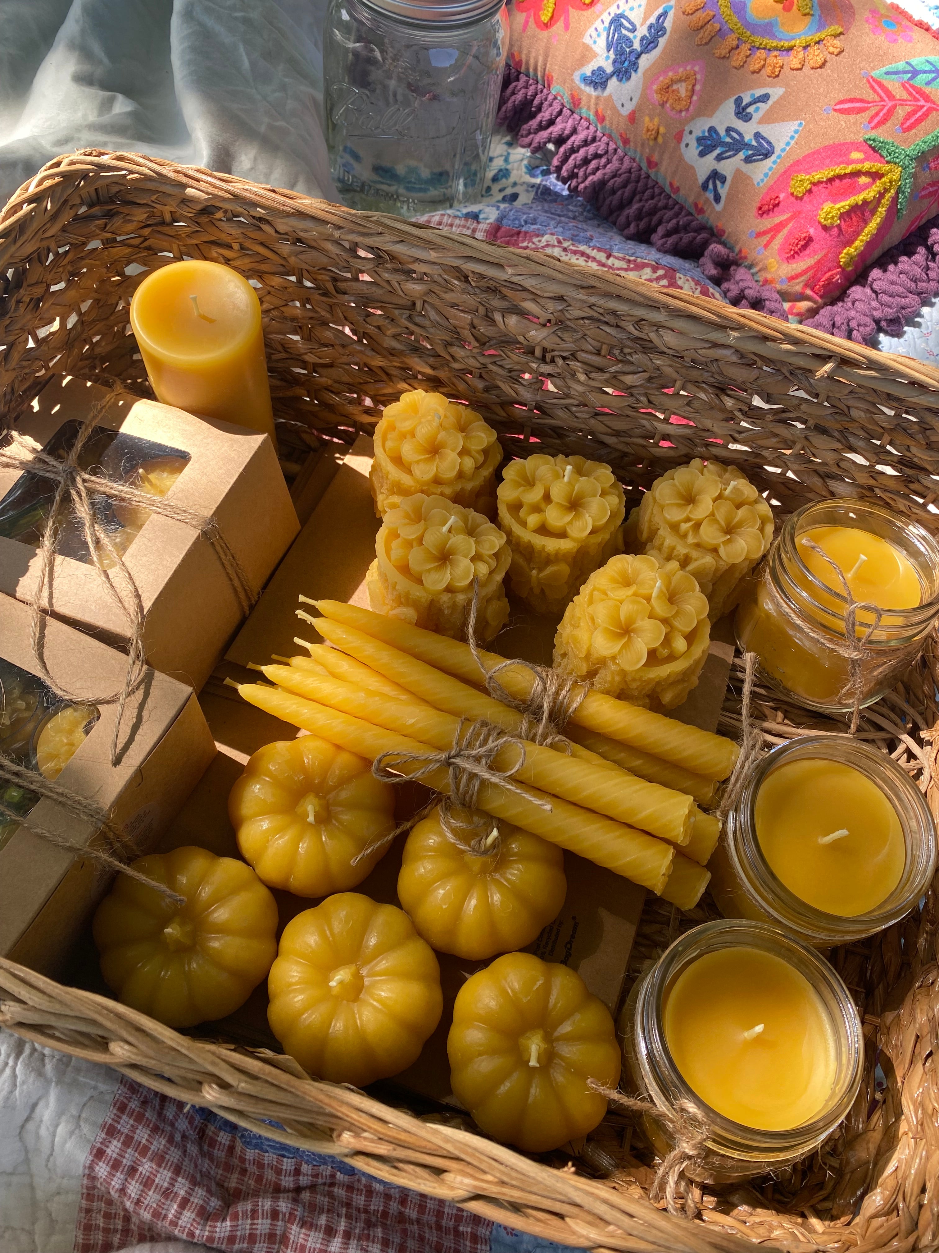 primrosevenus.com – Primrose Venus - Pure Florida Beeswax Candles